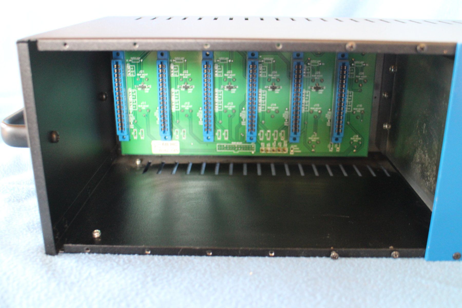 Altri accessori: API 6B-HC - 500 Series 6 Slot Lunchbox – Usato da Wettswil venduto da Tichel 1