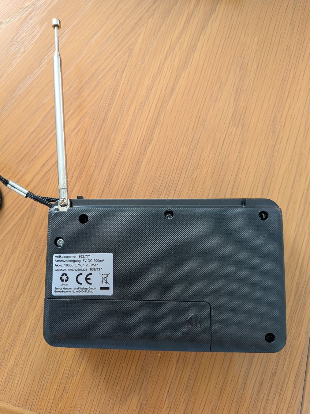 Radios: Mini-Radio mit LED-Lampe – Neuf avec emballage d'origine à Wädenswil par Mamacita60 2