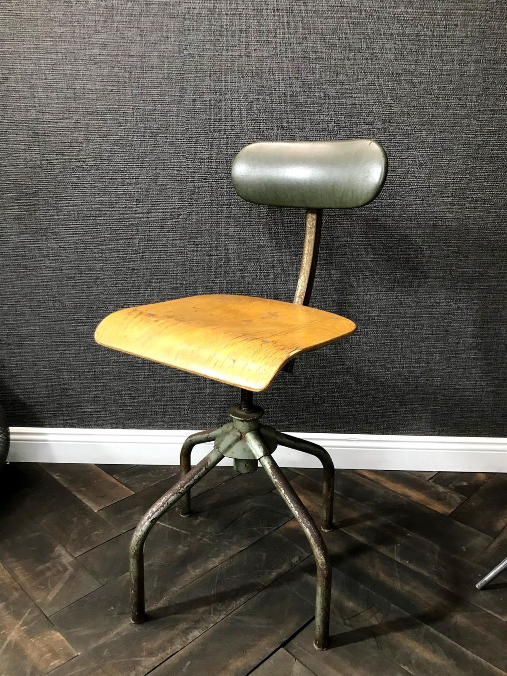 Sedie: Stuhl Industrial Design – Usato da Laufenburg venduto da industrial-silence 1