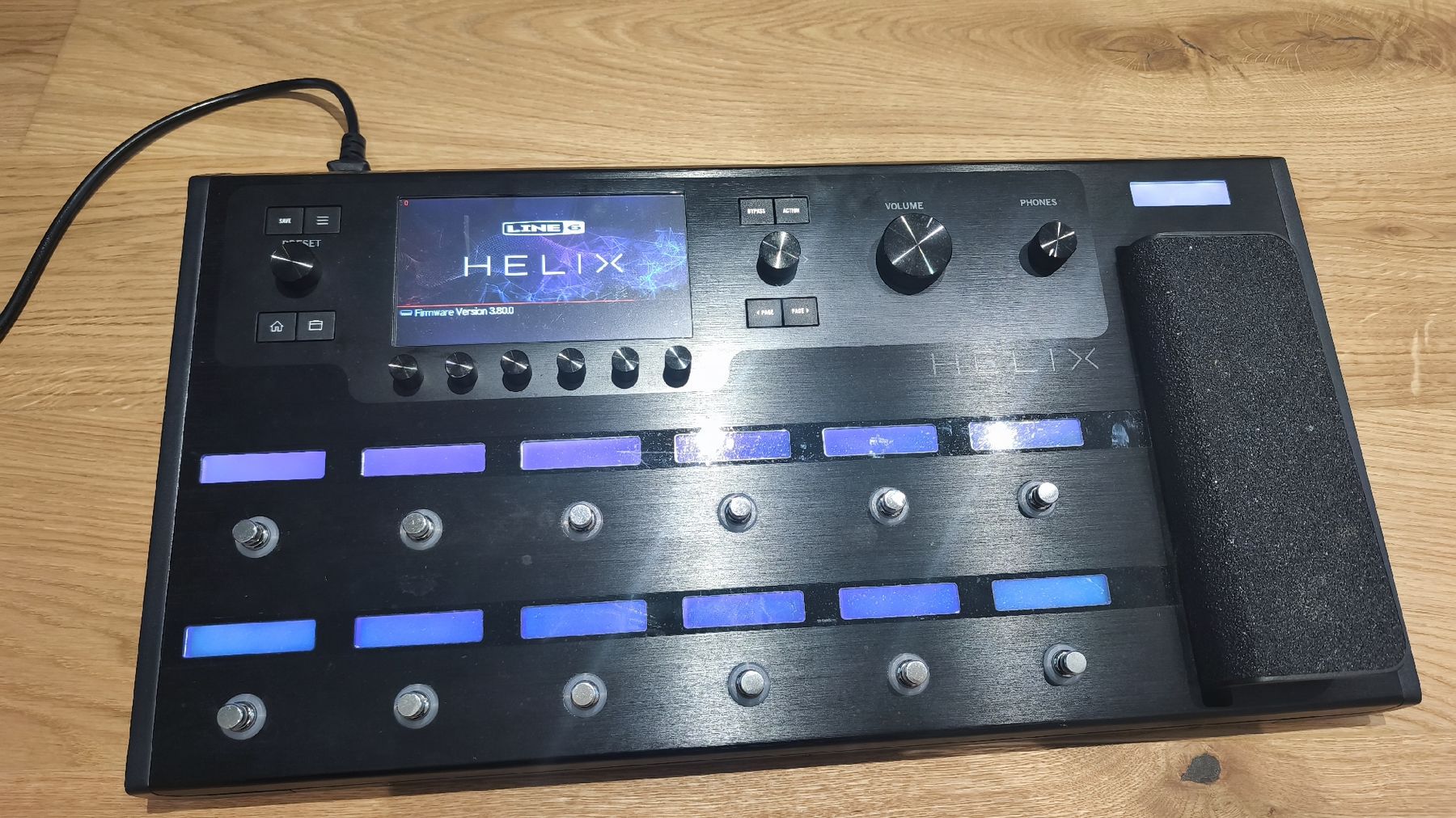 Line 6 Strumenti musicali: Line6 Helix Floor DEFEKT – Difettoso da Chur venduto da MrConverse 4