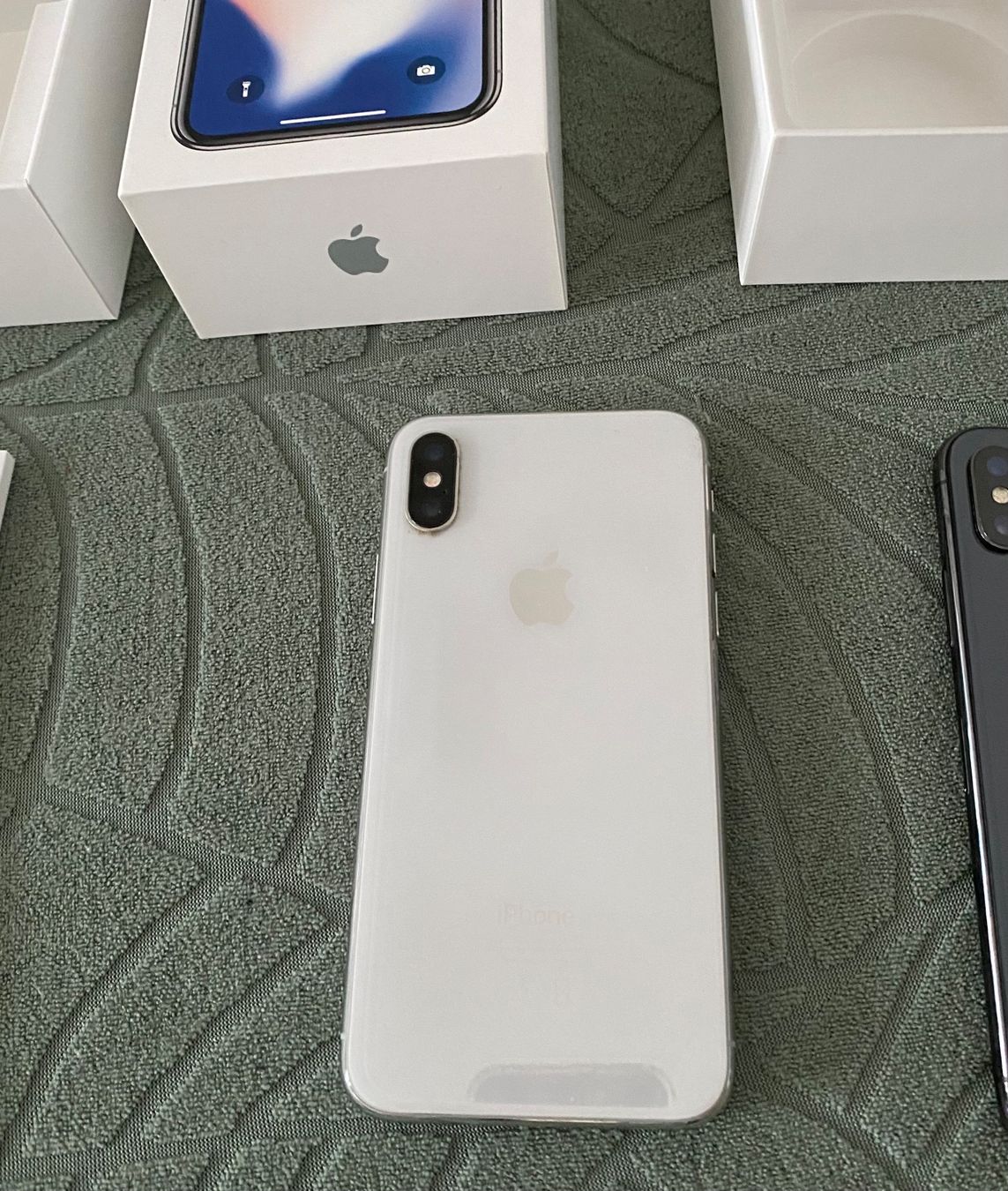 Apple Telefoni cellulari / Smartphones: 2 X Apple IPhone X 256 GB – Usato da Bern venduto da Mimmo00 5