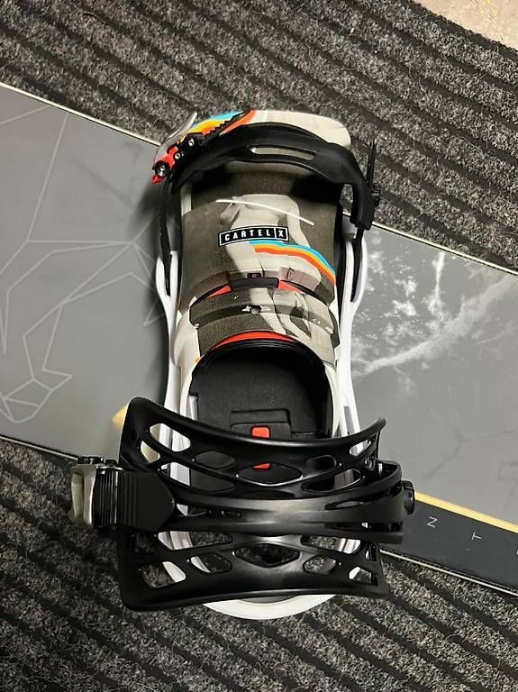 Board: Tavola snowboard + attacchi – Usato da massagno venduto da sof_fx2q 1