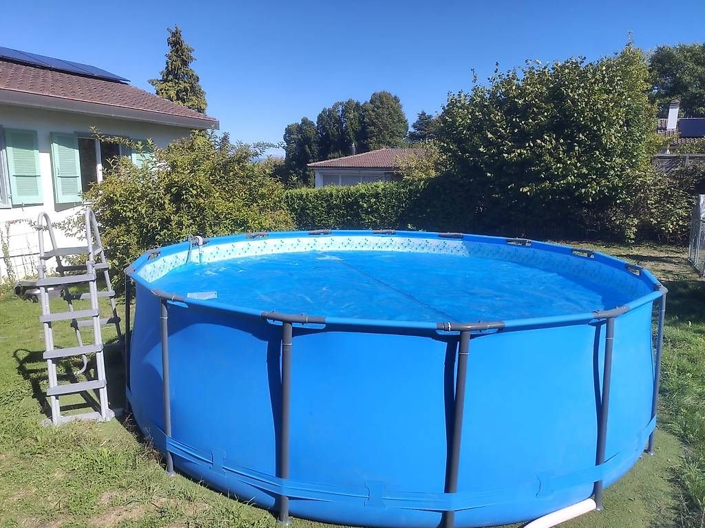 Piscine: Kit piscine complet – Usato da Estavayer-le-Lac venduto da nounours87