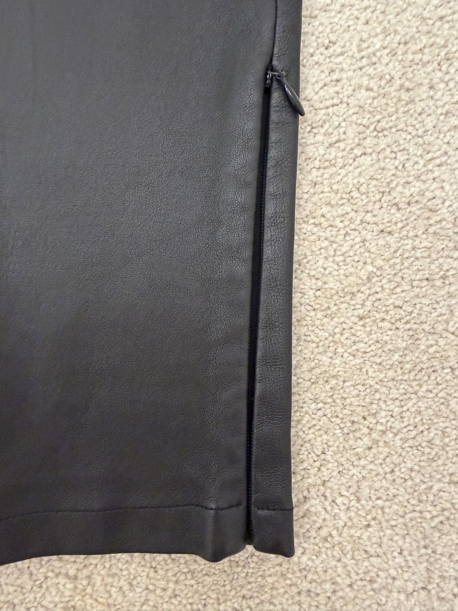 Pantaloni: La Perla leather skinny pants – Usato da Paradiso venduto da apf_mh9c 1
