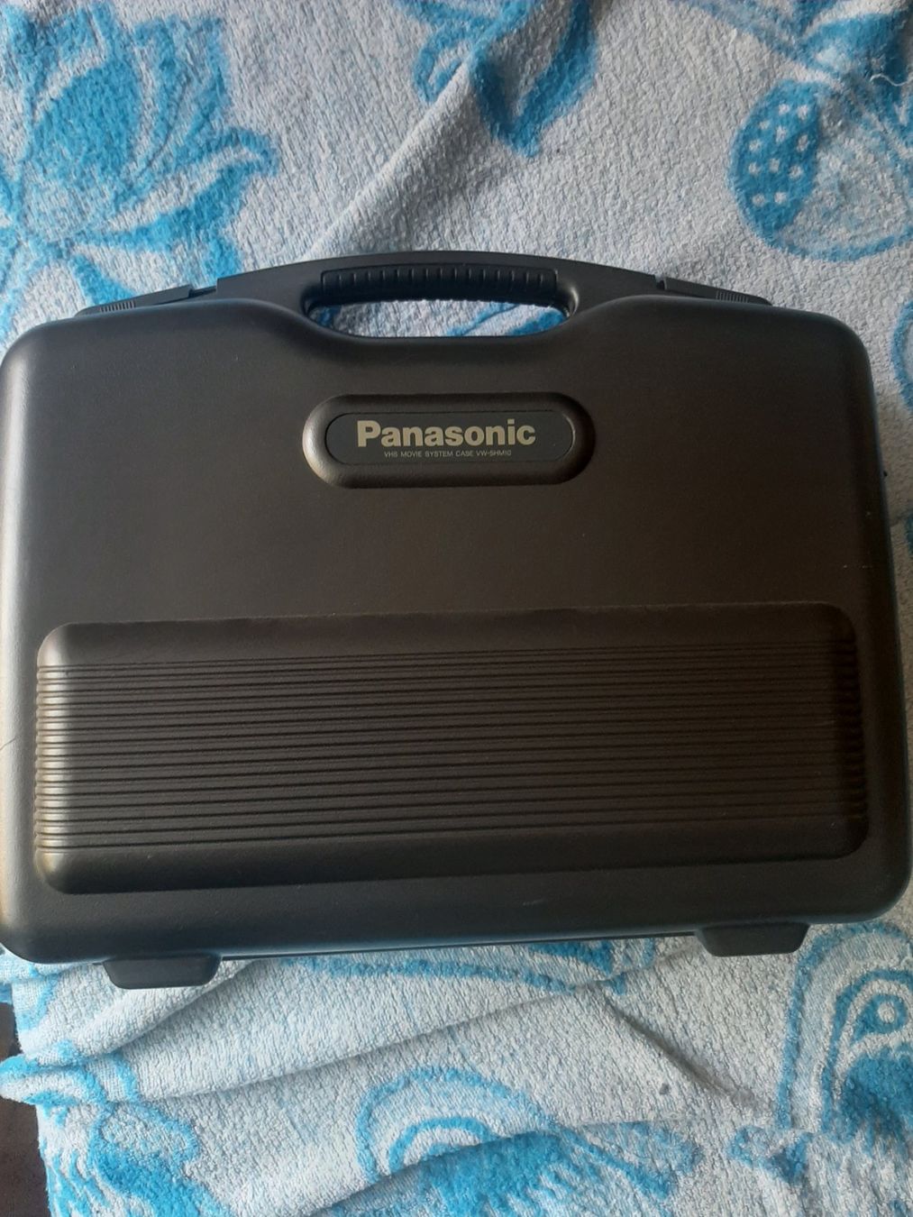 Panasonic Camcorder: Panasonic M10 Stereo VHS Camcorder Vintage – Gebraucht aus Kreuzlingen von Jack.Daniels 4