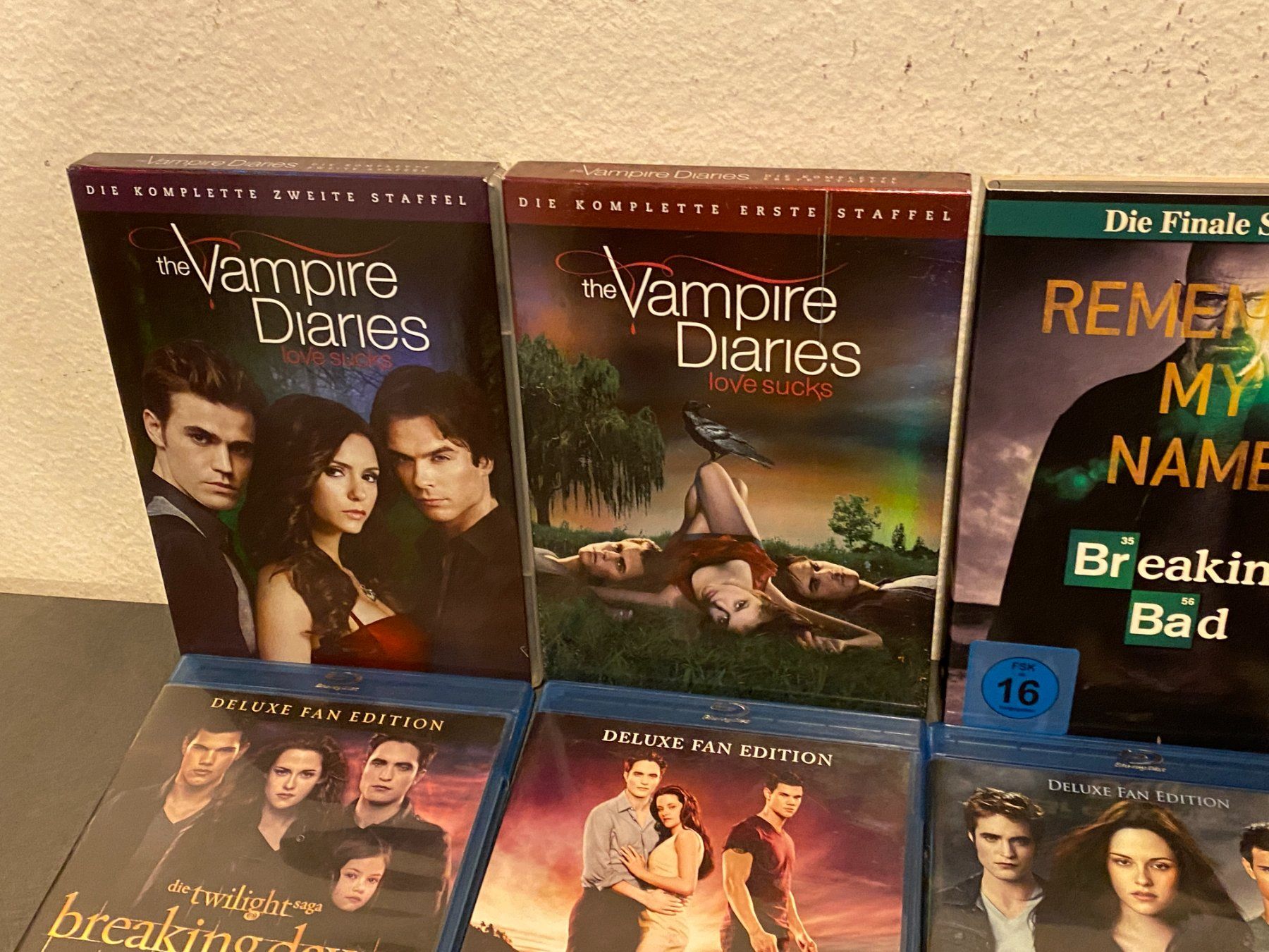 Alle DVDs: Serien Bundle – Neu (gemäss Beschreibung) aus Basel von FatCatPacksTheRatt 4