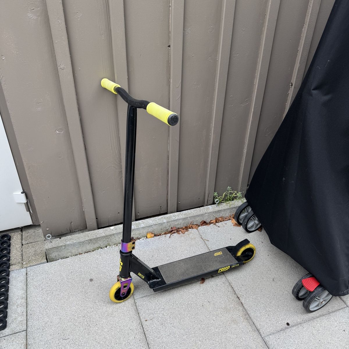 Kickboard: Crisp Switch Freestyle-Scooter – Gebraucht aus Uetliburg SG von adecesari