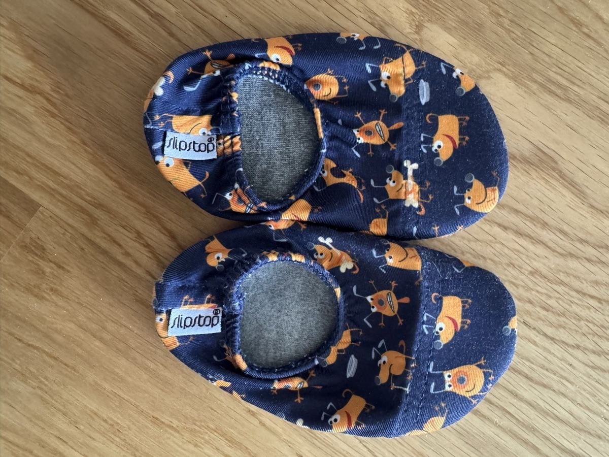 Scarpe per ragazzi:  SlipStop Badeschuhe – Usato da Zug venduto da sil_j6rl