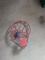 Basketballkorb mit Netz, rot, benutzt