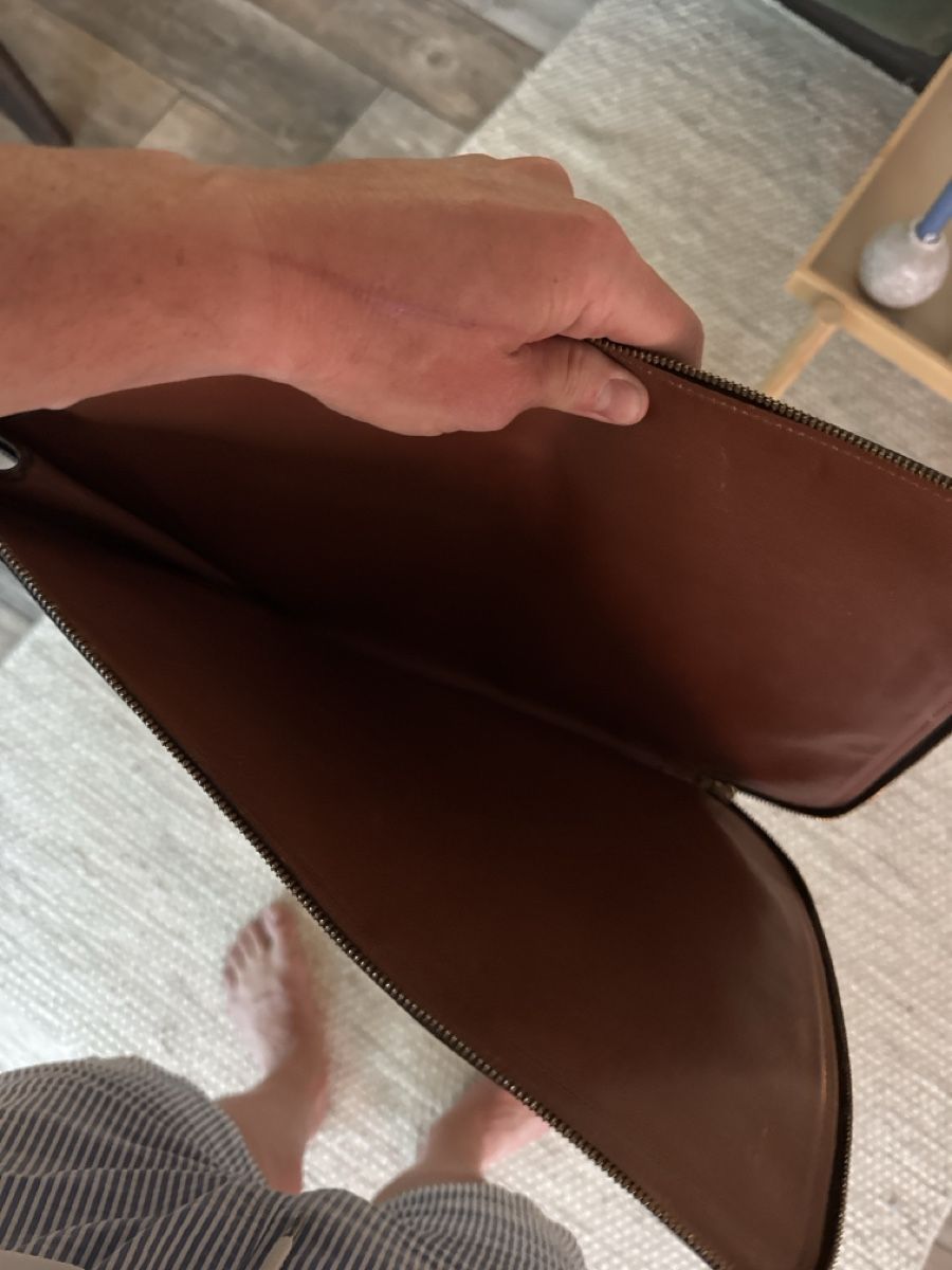 Louis Vuitton Valigie & Borse: Porte Document Louis Vuitton 15“ – Usato da Basel venduto da zugchef 1