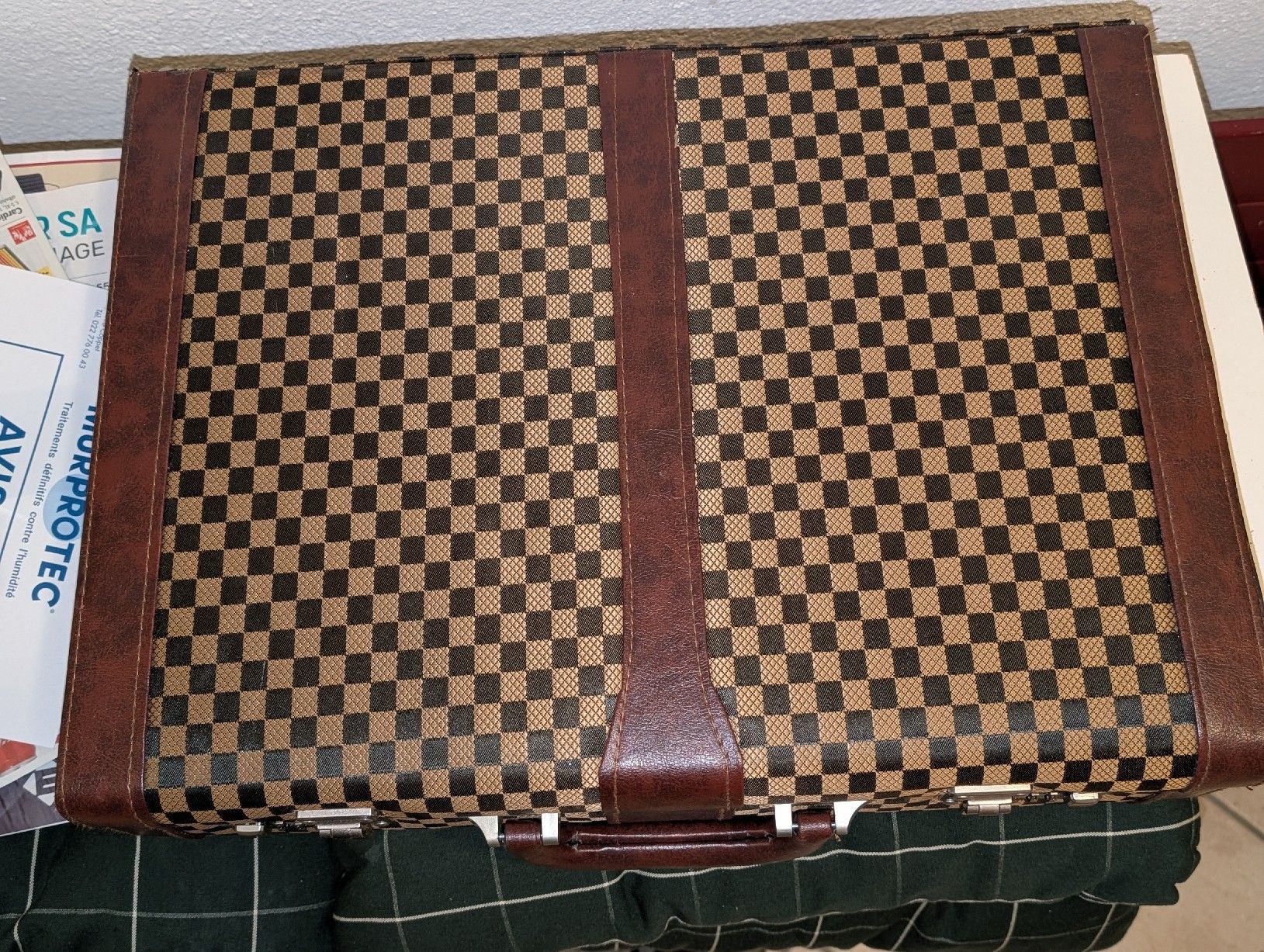 Taschen: Valise Vintage BAVARY Design à Damier – Gebraucht aus Daillens von cla_sj2w 1