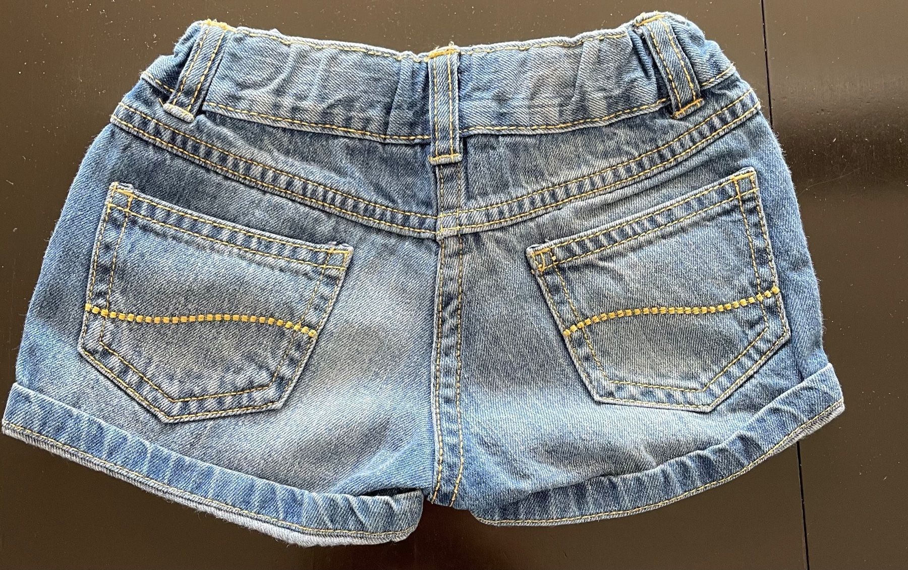 Pantaloni: Mädchen Shorts von Alive Gr. 116 – Nuovo (secondo la descrizione) da Schaffhausen venduto da London114 1