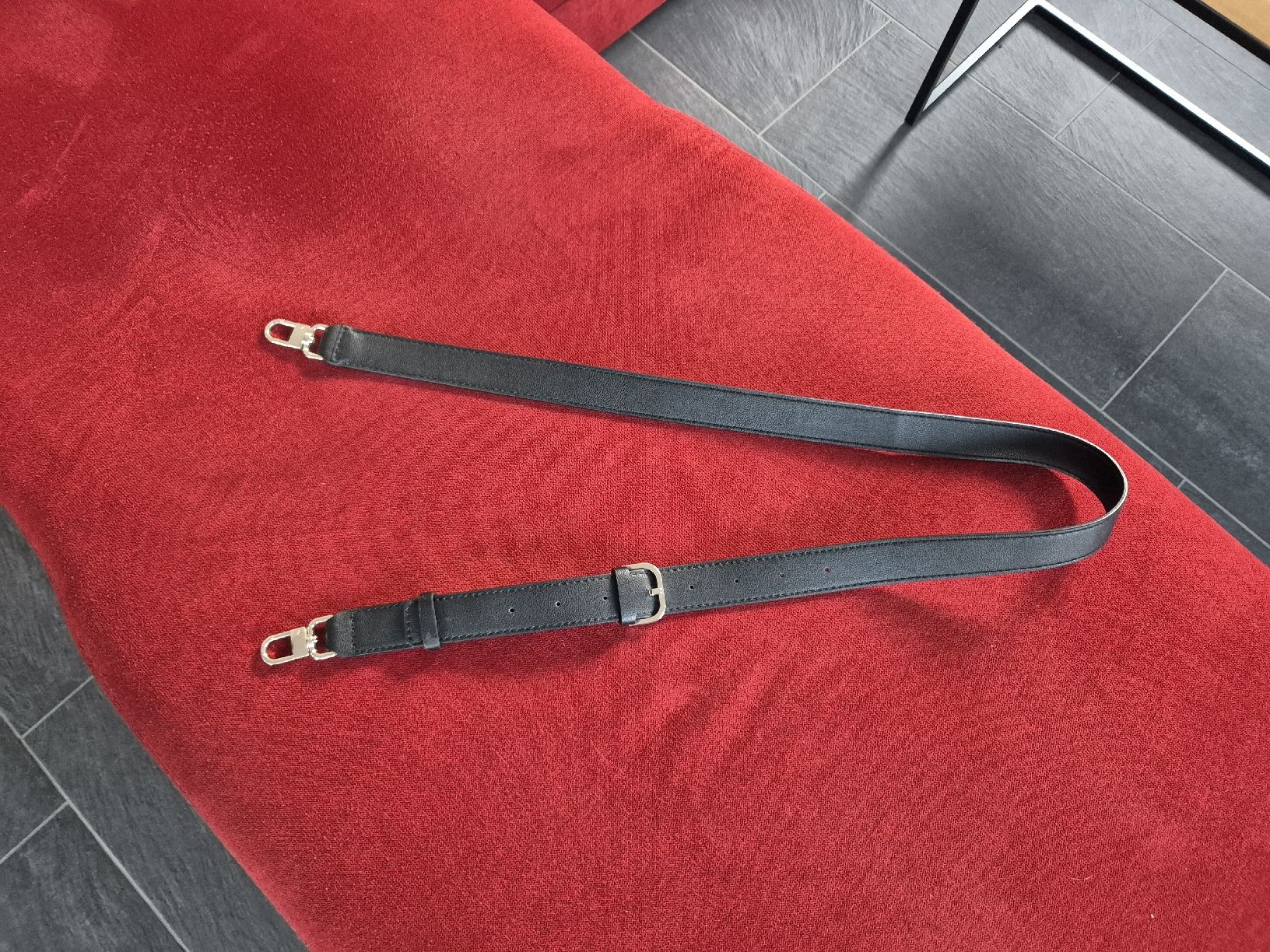 Autres vêtements & accessoires: Taschenträger – D'occasion à Würenlingen par kuh33