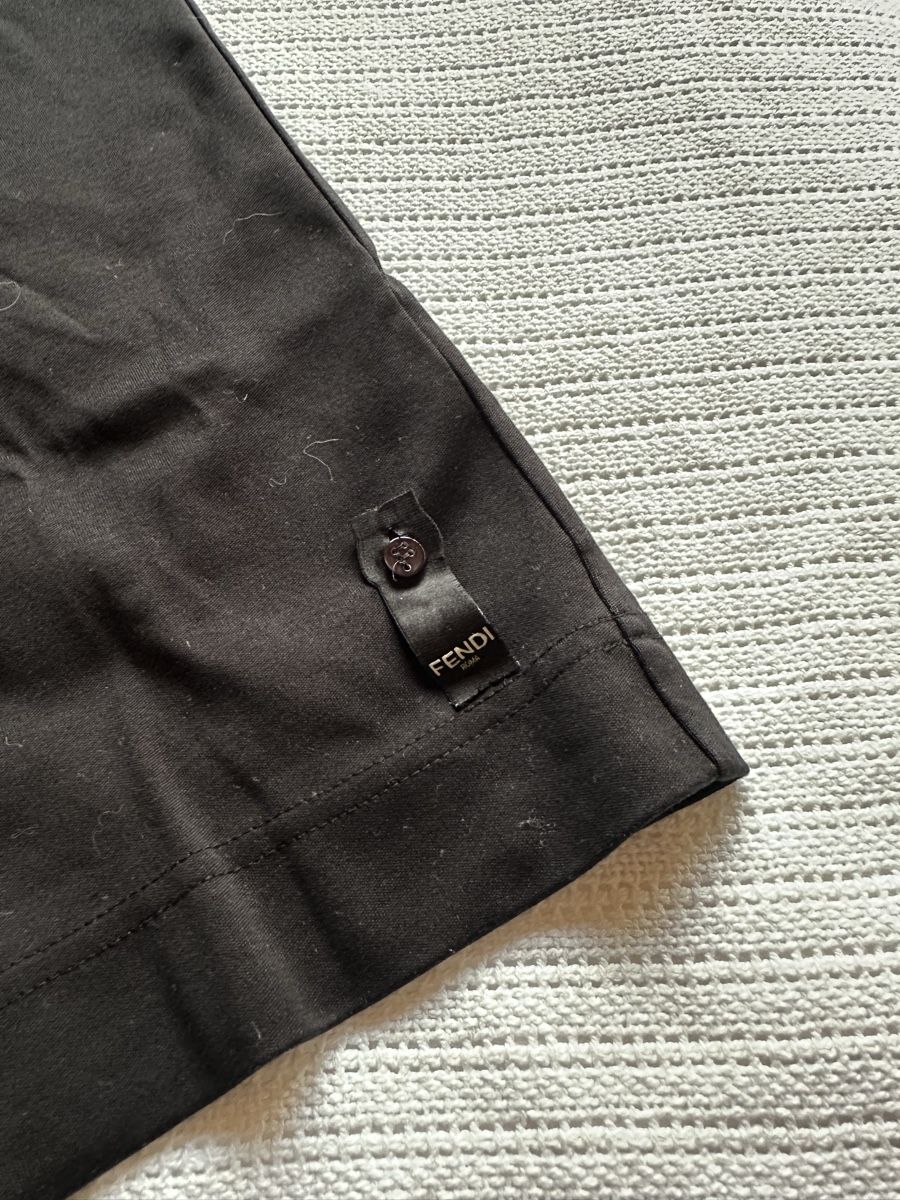 Fendi T-shirt: Fendi T-Shirt – Nuovo (secondo la descrizione) da Vaduz venduto da whitepalmtree 2
