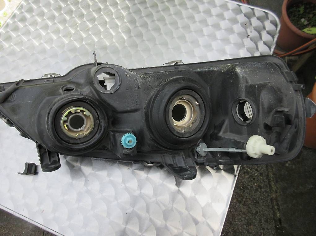 Opel Fari: Phare avant gauche Opel Astra G – Usato da Champagne venduto da nan_2dwz 3