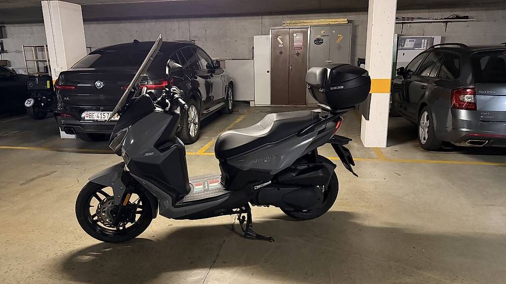 Scooters: Sym Joyride 300 – D'occasion à Biel/Bienne par fg68 1