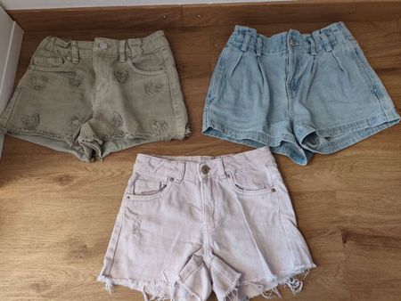 3 Shorts für Mädchen Größen 128 und 140