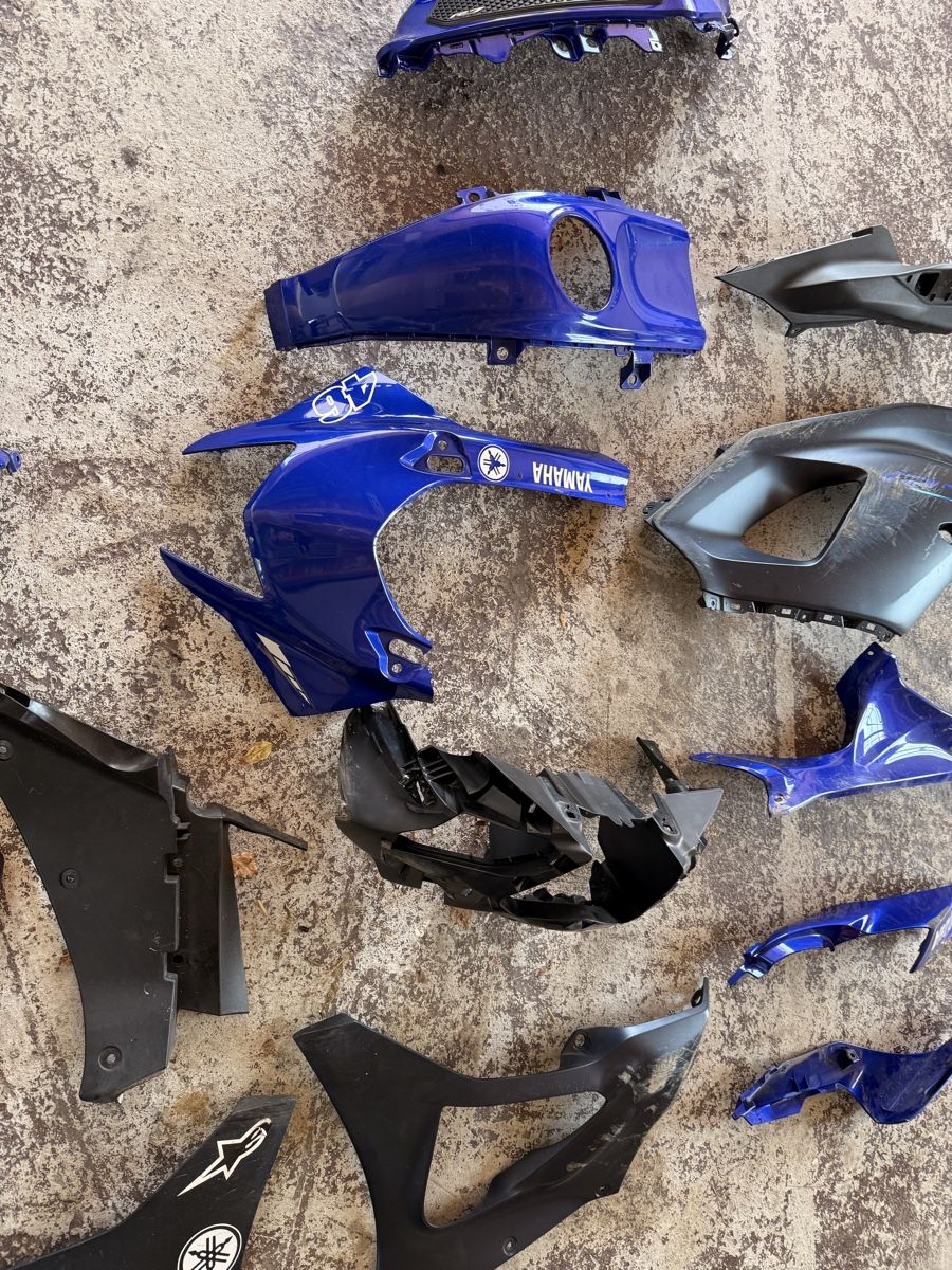 Yamaha Tutti i ricambio per moto: Yamaha r7 Verkleidung original – Usato da Wetzikon ZH venduto da HD2004 5