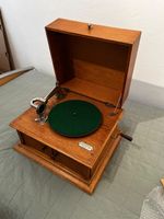 Antikes Grammophon Rudolf Hertwig Burgstädt + Schellackplatt