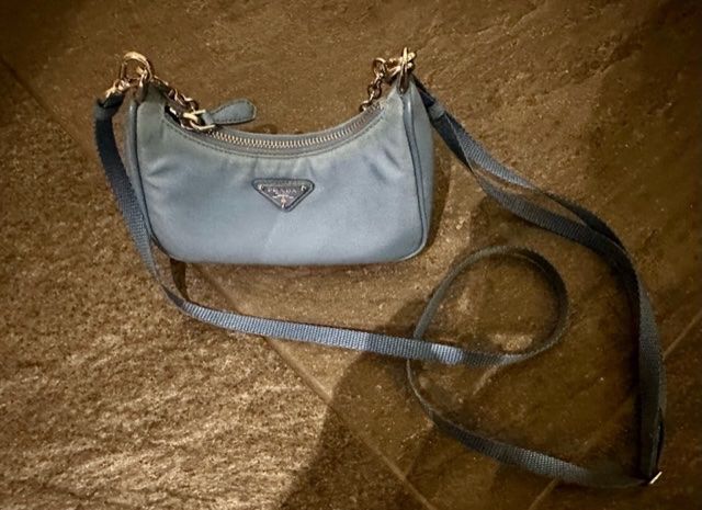 Sac prada nylon online bleu