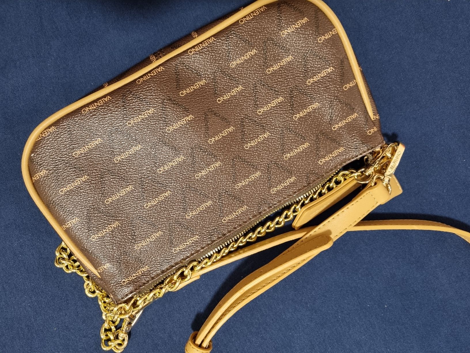 Valentino Borse da donna: Valentino Tasche – Usato da Hochdorf venduto da Isa.9944 3