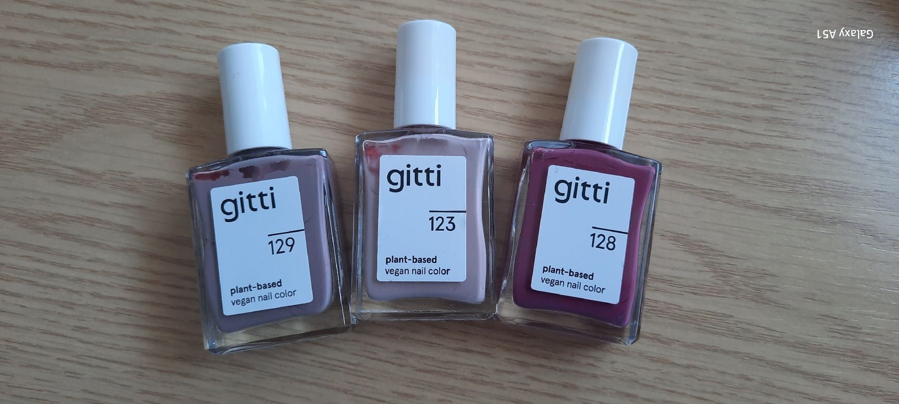 Nagellack: ***GITTI*** Nagellack 3 Stk. wenig gebraucht – Gebraucht aus Wädenswil von H2H_Secondhandshop