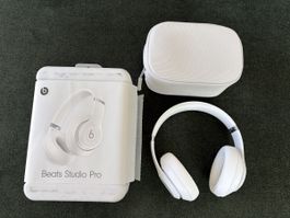 Apple - Beats Studio Pro - Over Ear Headphones
