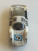 Gama Rennsportauto weiss mit Nummer 18 (I13)