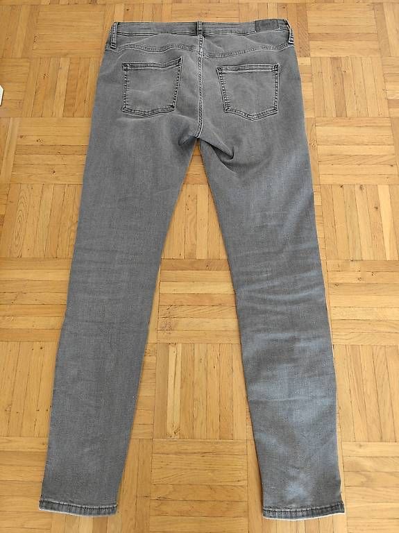 Esprit Jeans: Esprit Jeans, Grösse 32x32 – Gebraucht aus Samedan von t_p_8nvs 1
