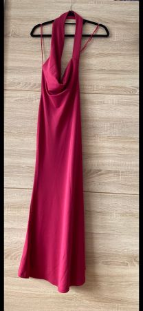 Robe cerise