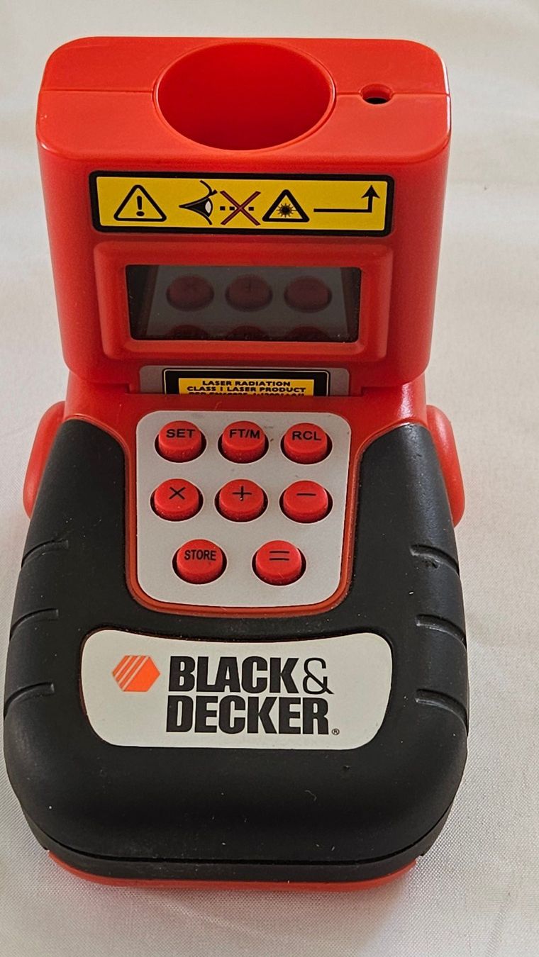 Misurare: BLACK & DECKER BDM100 / Entfernung- und Raummessgerät – Usato da Granges-Paccot venduto da Wodli 4