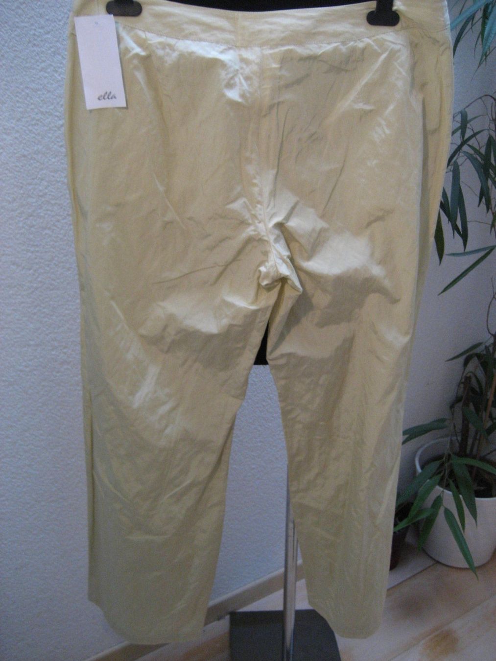 Pantaloni: Pantalon Ella taille 46, neuf – Nuovo e nell'imballaggio originale da Delémont venduto da marryb 2