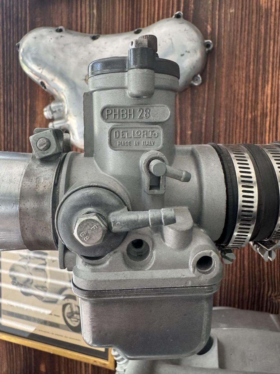 Ducati Motoren: Moteur Ducati Vintage - attention vide – Gebraucht aus attalens von La.trouvaille 7
