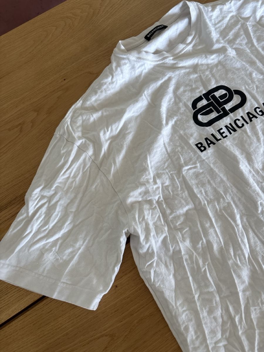Balenciaga T-shirt: Original Balenciaga Shirt Grösse S – Usato da Richterswil venduto da Nancy69 1
