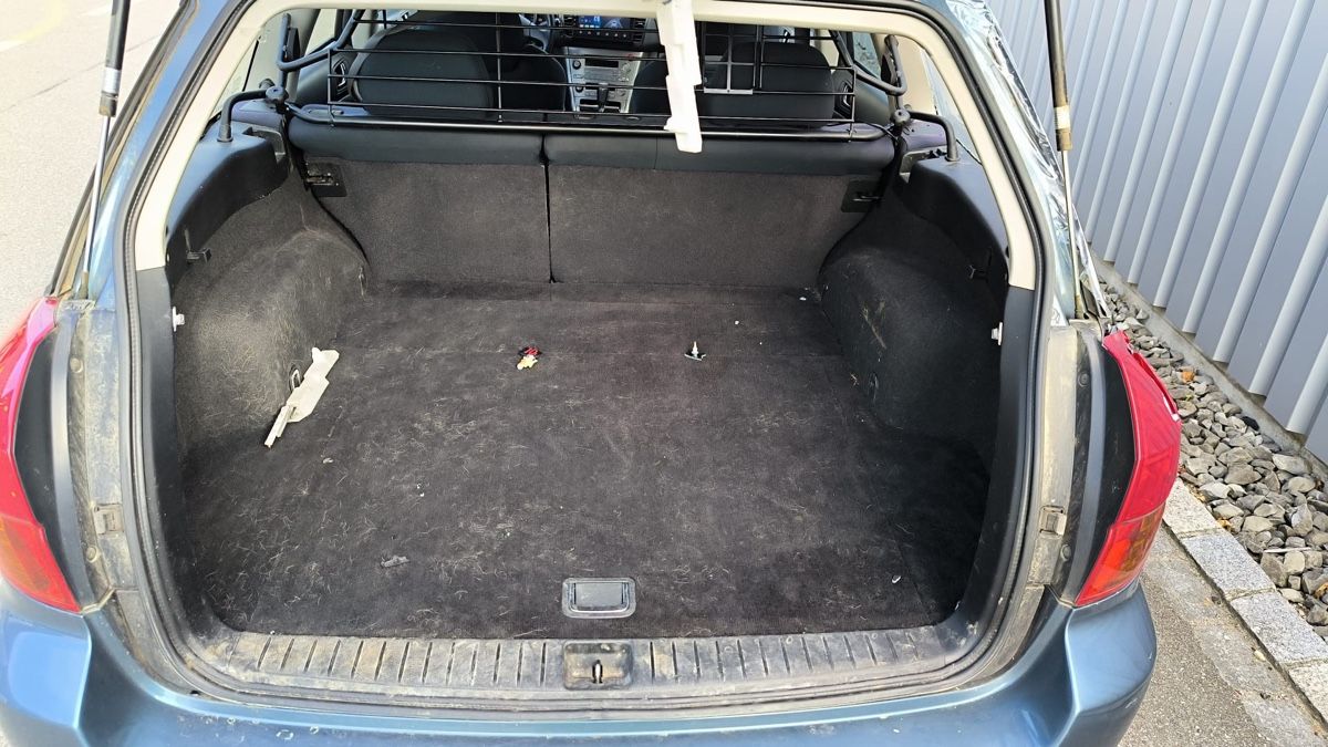 Subaru Autos: Subaru Legacy 2.5 AWD – Defekt aus Rickenbach Sulz von as-sa 8