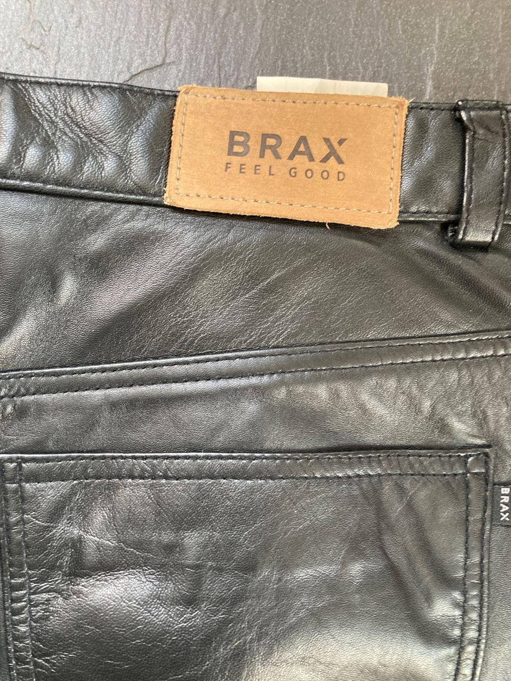Brax Pantaloni: Lederhose 40 Brax Bootcut – Usato da Recherswil venduto da Cherryblossom79 3