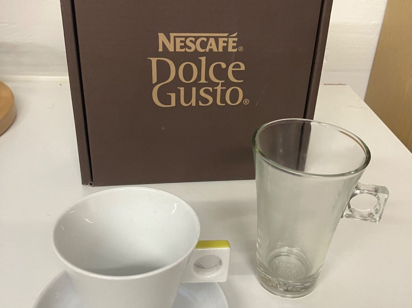 Tazze: Dolce Gusto Kaffee Tassenset mit Glaskaraffe & Kaffeetasse – Nuovo e nell'imballaggio originale da Basel venduto da ampra2276 2