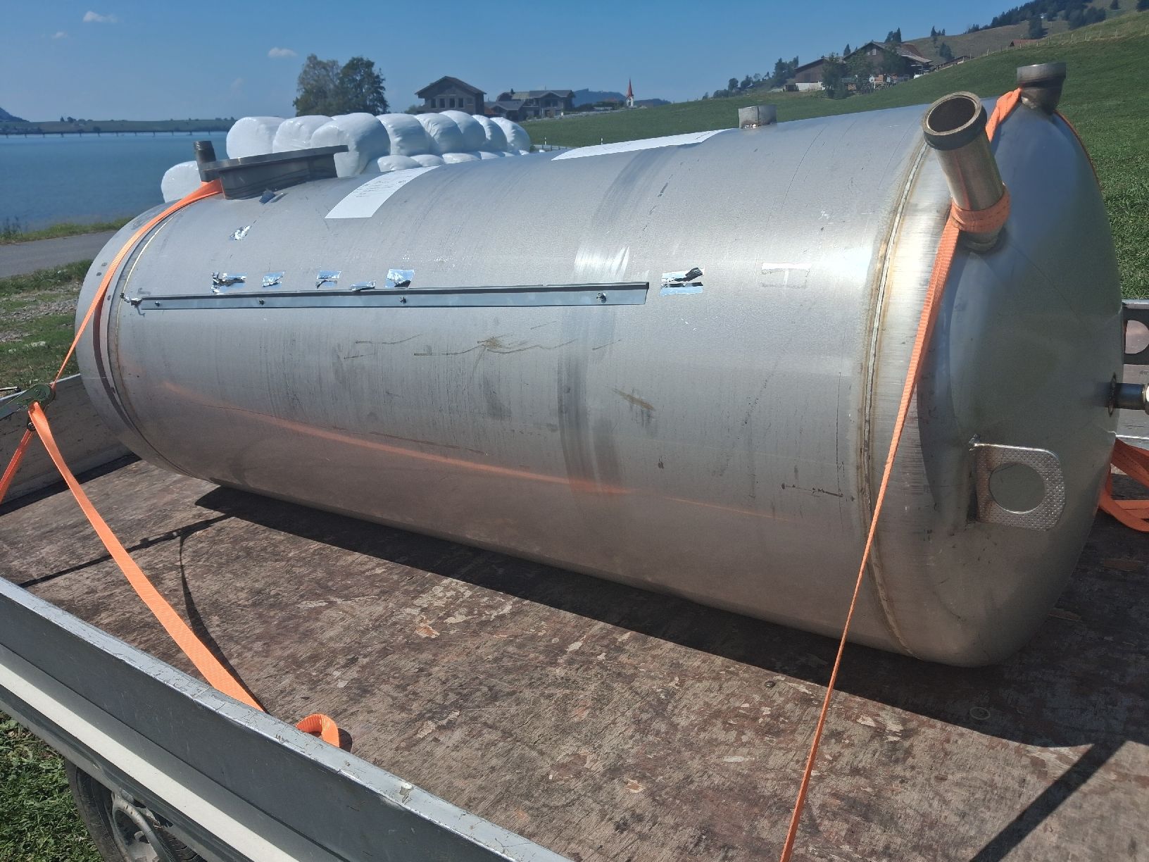 Abreuvoirs & Auges: Wassertank – D'occasion à Willerzell par januka 2