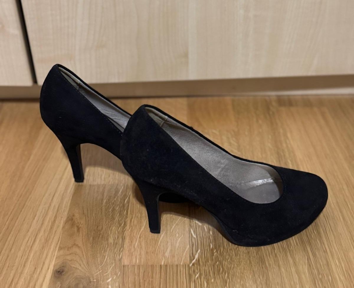 Tamaris Damenschuhe: Tamaris Pumps / Grösse 36 – Neu (gemäss Beschreibung) aus Kleinandelfingen von Stitch2014 1