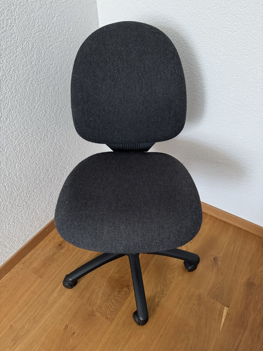 Stühle: Bürostuhl – Gebraucht aus Grüt (Gossau ZH) von Eve67