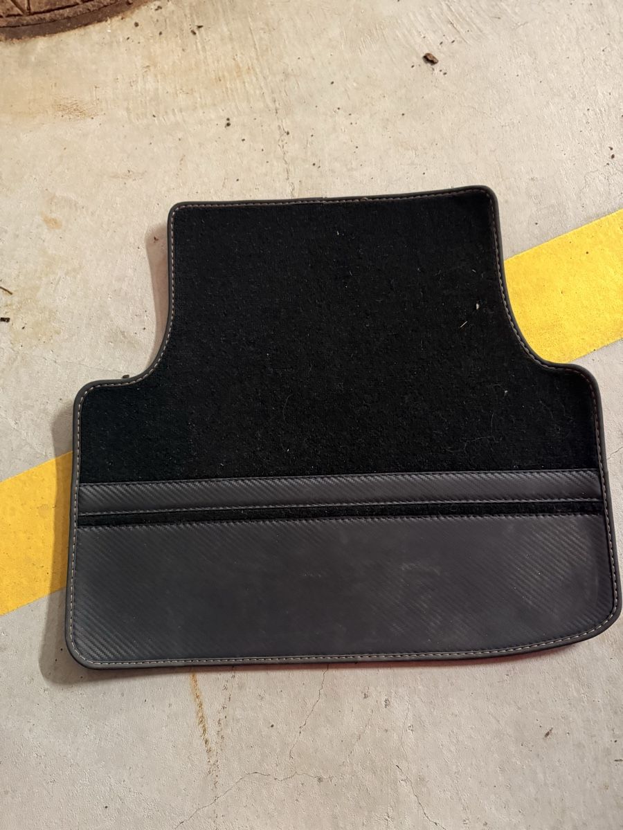 Cupra Tapis / Bacs: Cupra Fussmatten  – Neuf (Voir description) à oberrüti par lbr.leonie 2
