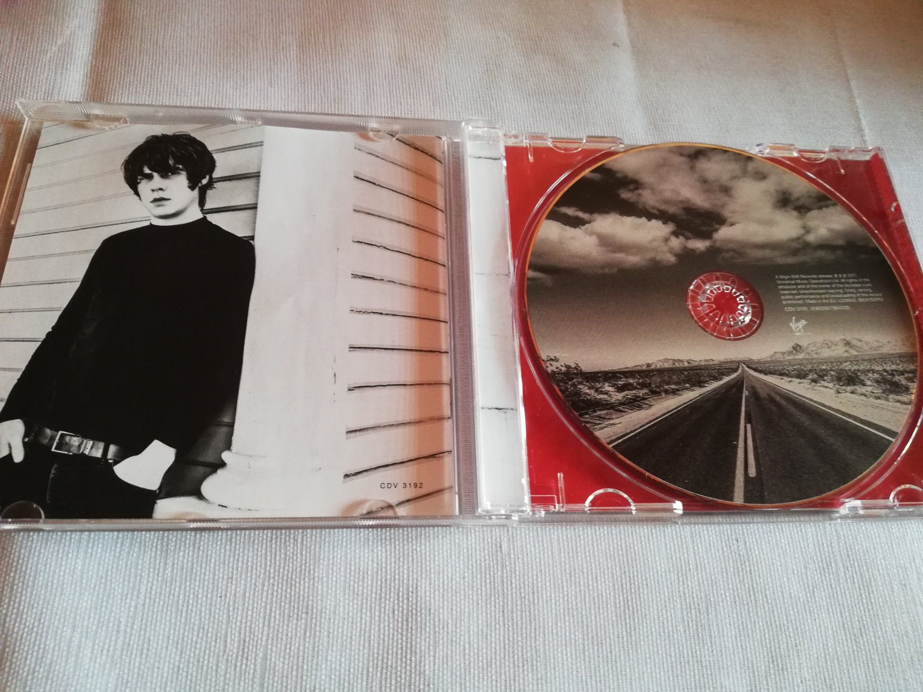 CD: JAKE BUGG - HEARTS THAT STRAIN – Usato da Bern venduto da Vinylsound.ch 2