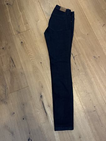 Burberry Brit Jeans, 27/32, like new!
