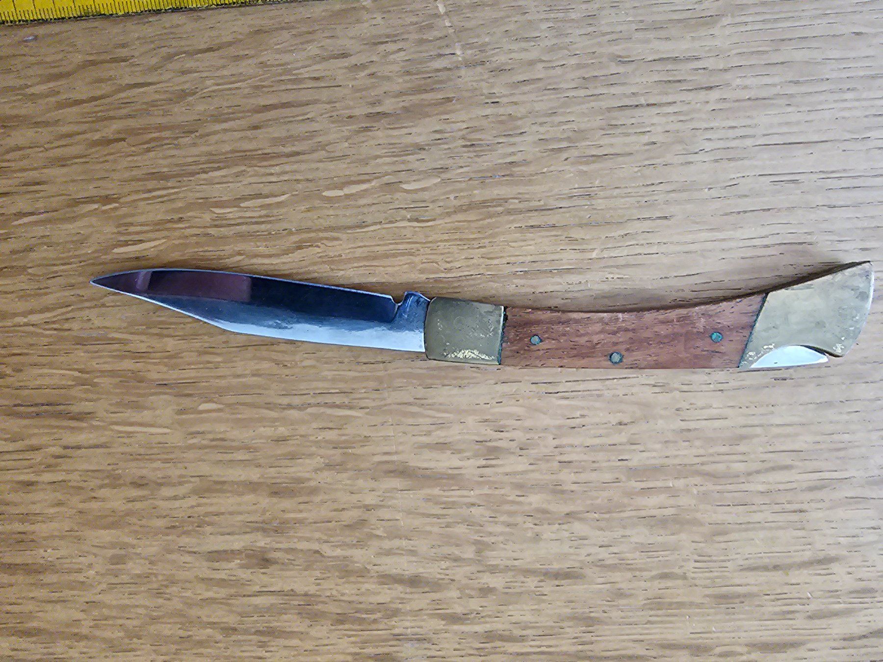 Couteaux de poche: Zwei Klappmesser – D'occasion à Stettfurt par Rockyto 6