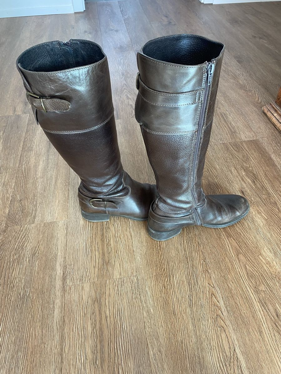 Aldo Scarpe da donna: Bottes Aldo en cuir marron – Usato da Bern venduto da fan_5r5l 2