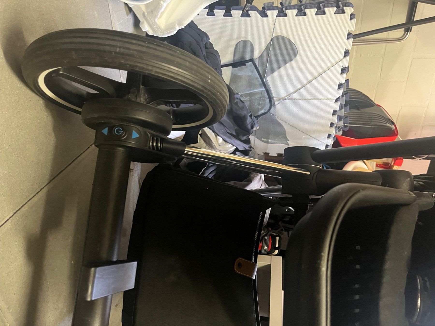 Cybex Carrozzine: Stylish Cybex e-Priam chrome detail (with battery) – Usato da Zürich venduto da jin_7rfh 2