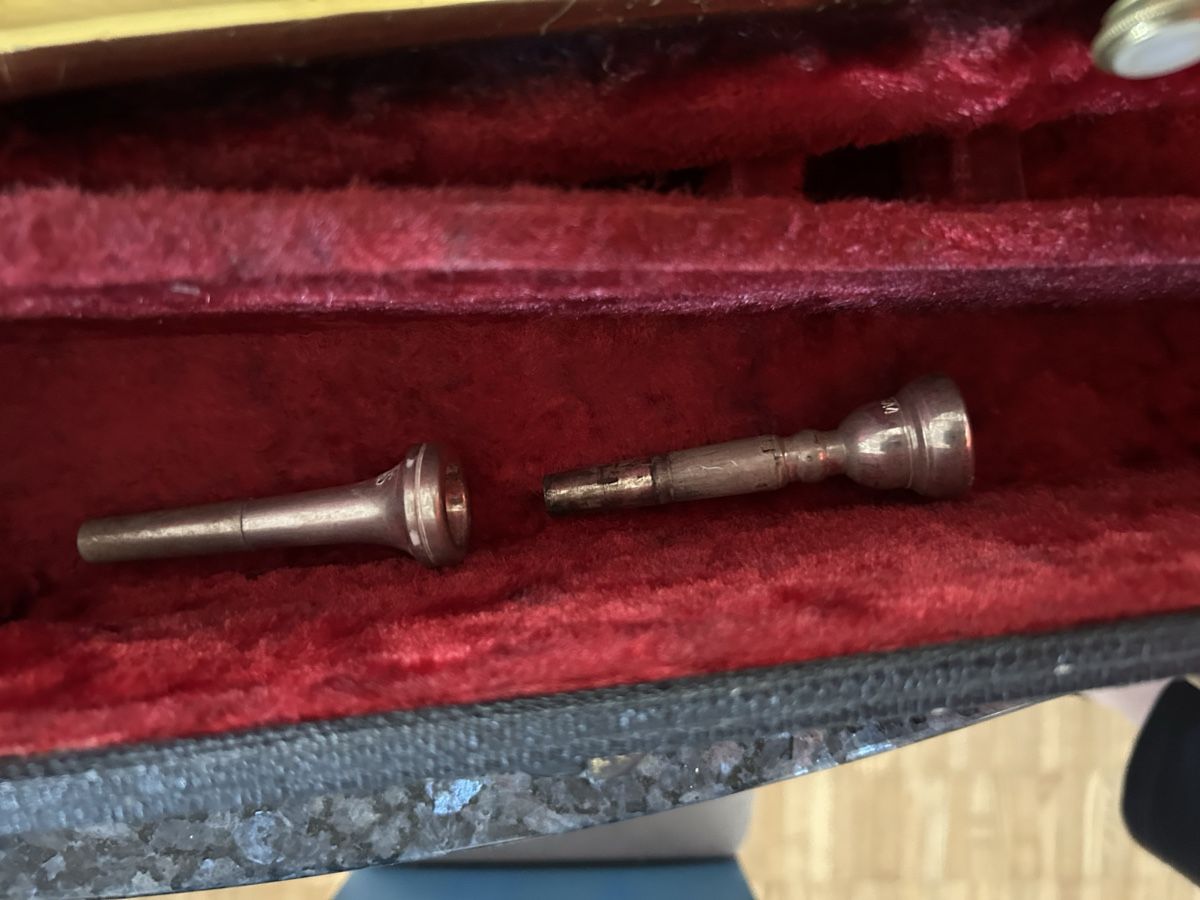 Strumenti musicali: Trompete Reynolds Mod. 223062 – Usato da Geuensee venduto da Smokve 3