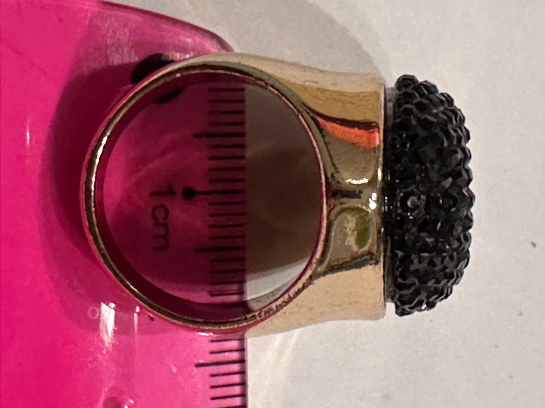Anelli: Modeschmuck Ring mit schwarzen Steinen – Usato da Emmenbrücke venduto da little.treasures 5