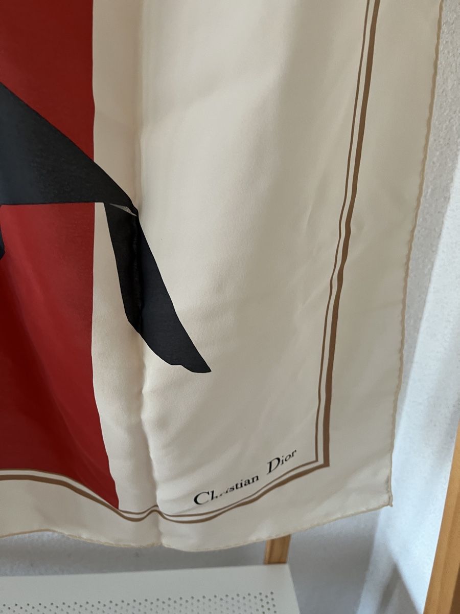 Dior Foulard & Sciarpe: Carré soie Dior fleur – Usato da Mont-sur-Lausanne venduto da Pioutch 1