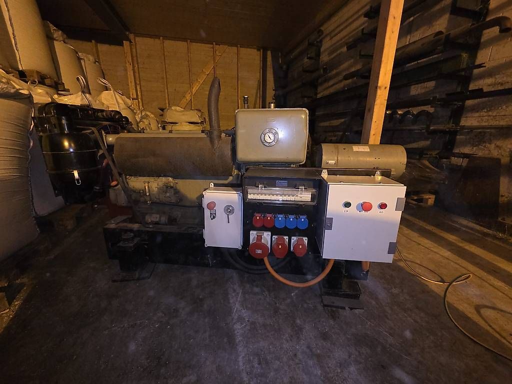 Generatori di corrente: Generator, MWM, Notstromaggregat, Notstromgenerator, 53A – Usato da Märstetten venduto da Gtm_k7bw 4